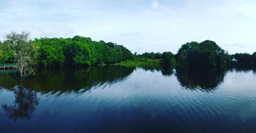 Danau Tahai