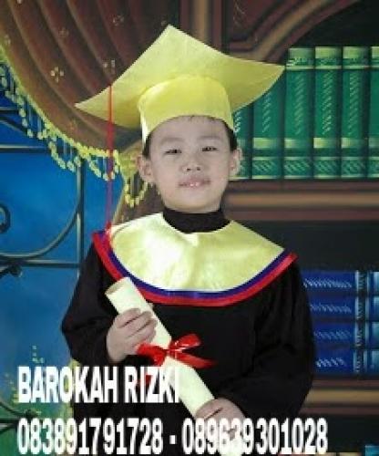 Sewa Baju Toga Tk dan Photo